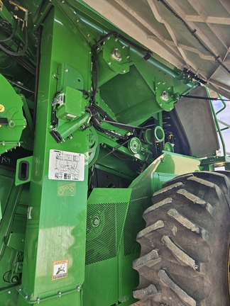 2018 John Deere S780 Combine