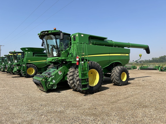 2018 John Deere S780 Combine