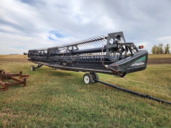 2011 MacDon FD70 Header Combine