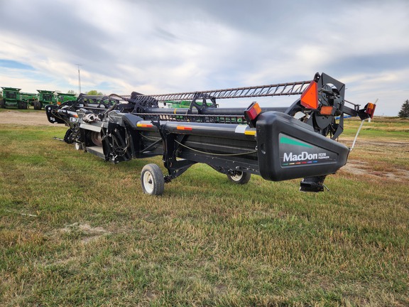 2011 MacDon FD70 Header Combine