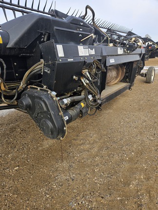 2011 MacDon FD70 Header Combine