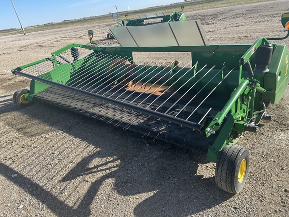 2018 John Deere 615P Header Combine