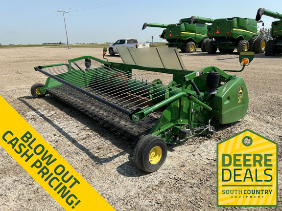 2018 John Deere 615P Header Combine