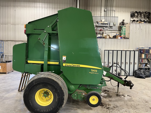 2015 John Deere 569 Baler/Round