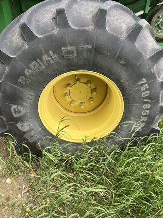 2013 John Deere S690 Combine