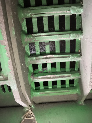 2013 John Deere S690 Combine