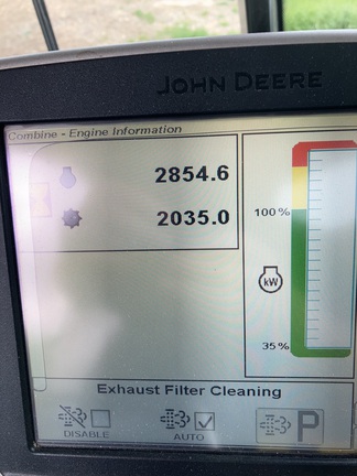 2013 John Deere S690 Combine