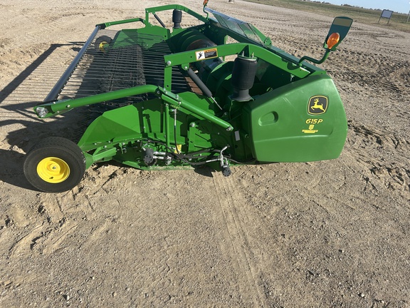 2017 John Deere 615P Header Combine