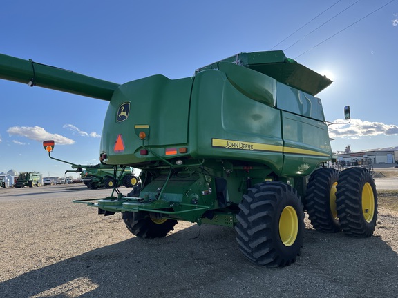 2009 John Deere 9870 STS Combine