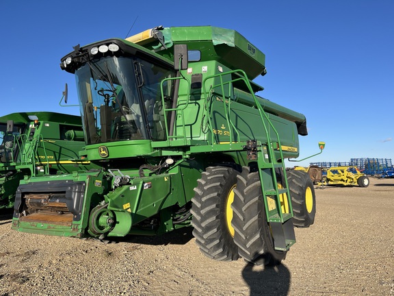2009 John Deere 9870 STS Combine