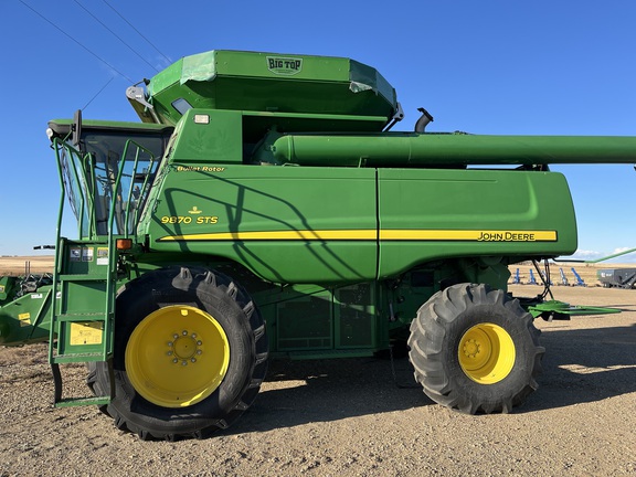 2009 John Deere 9870 STS Combine