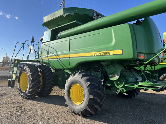 2009 John Deere 9870 STS Combine