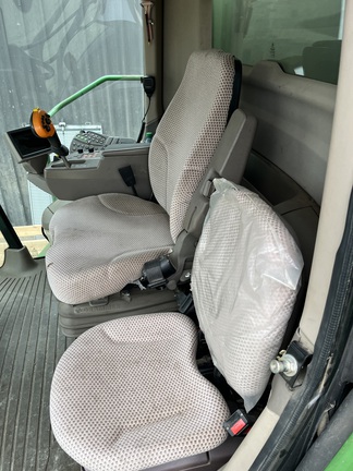 2012 John Deere S670 Combine