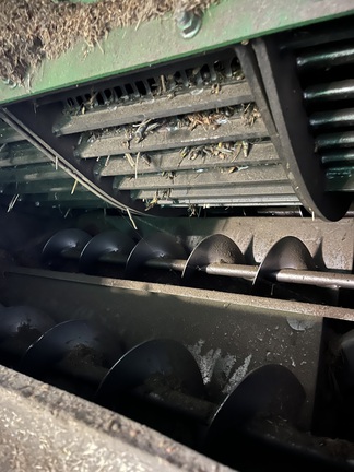 2012 John Deere S670 Combine