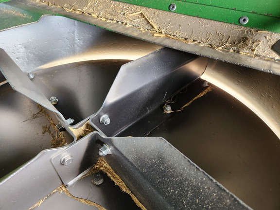 2019 John Deere T670 Combine