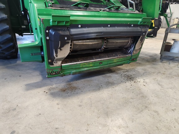 2014 John Deere S680 Combine