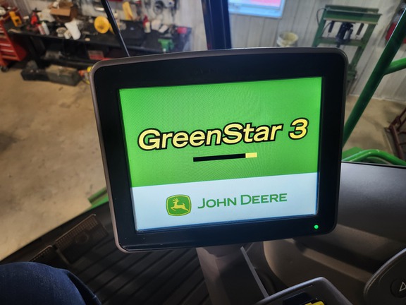 2014 John Deere S680 Combine