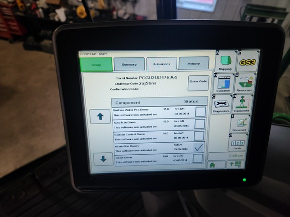 2014 John Deere S680 Combine