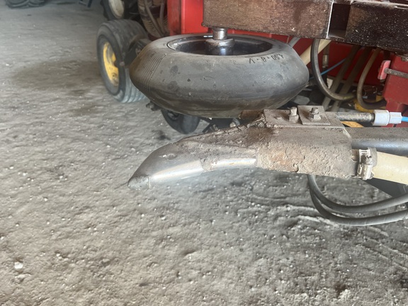 2014 Bourgault 3320PHD-QDA Air Seeder