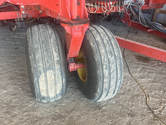 2014 Bourgault 3320PHD-QDA Air Seeder