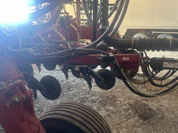 2014 Bourgault 3320PHD-QDA Air Seeder