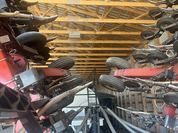 2014 Bourgault 3320PHD-QDA Air Seeder