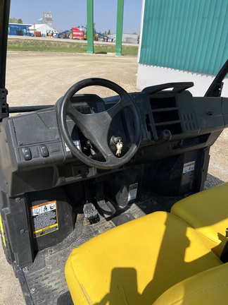 2022 John Deere XUV835M ATV