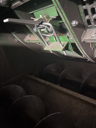 2017 John Deere S680 Combine