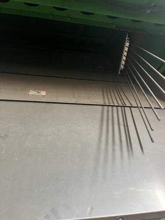 2017 John Deere S680 Combine