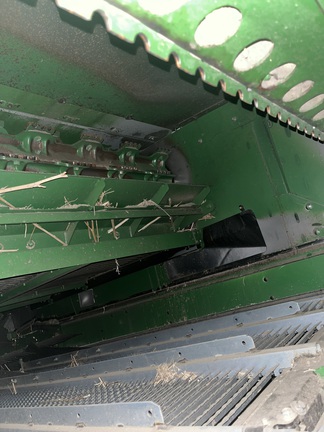 2017 John Deere S680 Combine