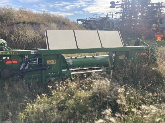 2018 John Deere 615P Header Combine
