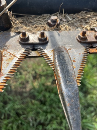 2005 MacDon 973-36 Header Combine