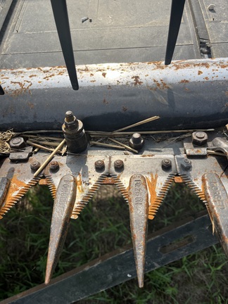 2005 MacDon 973-36 Header Combine