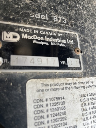 2005 MacDon 973-36 Header Combine