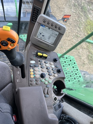 2009 John Deere 9770 STS Combine