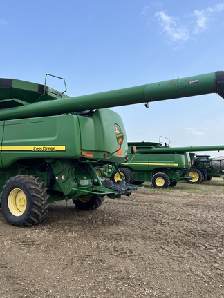 2009 John Deere 9770 STS Combine