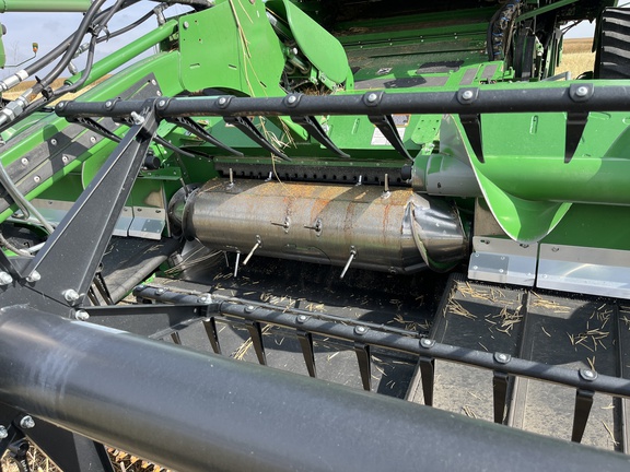 2022 John Deere RD40F Header Combine