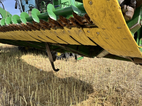 2022 John Deere RD40F Header Combine