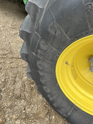 2023 John Deere X9 1000 Combine