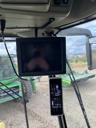 2023 John Deere X9 1000 Combine