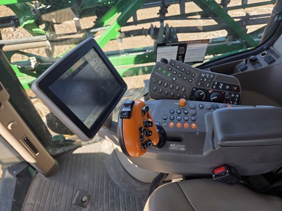 2015 John Deere R4045 Sprayer/High Clearance