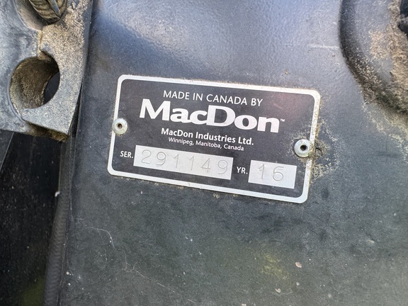 2016 MacDon FD75 Header Combine