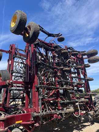 2017 Seed Hawk 60-12TXB Air Seeder
