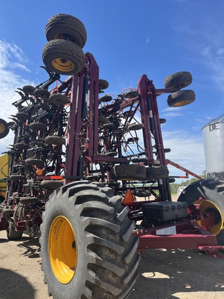 2017 Seed Hawk 60-12TXB Air Seeder