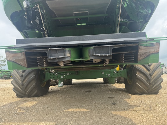 2024 John Deere X9 1000 Combine
