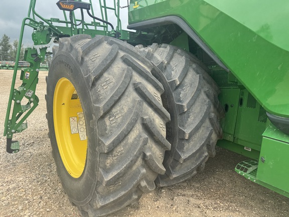 2024 John Deere X9 1000 Combine
