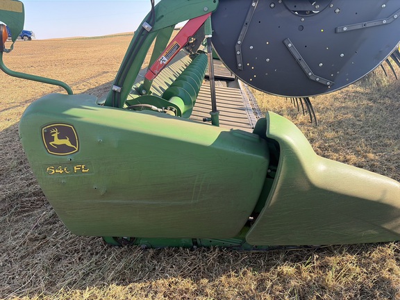 2017 John Deere 640FD Header Combine