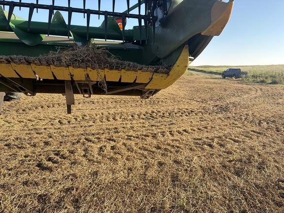 2017 John Deere 640FD Header Combine