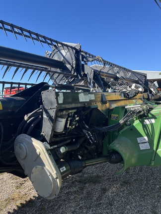2012 MacDon FD70-40 Header Combine
