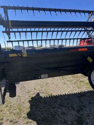2012 MacDon FD70-40 Header Combine